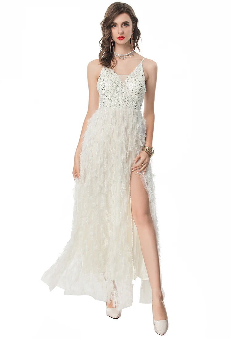 Maxi dresses with thin spaghetti straps for a delicate and feminine feelDRESS STYLE - SY1309 Maxi dresses with thin spaghetti straps for a delicate and feminine feelDRESS STYLE - SY1309