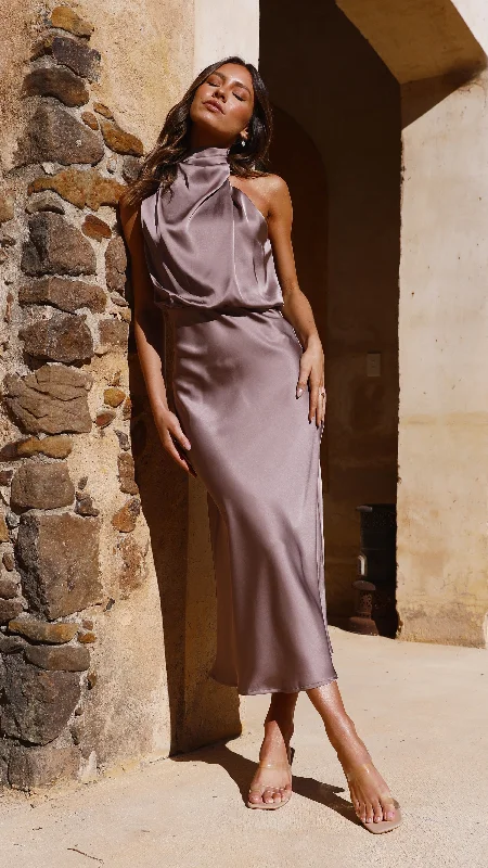 Leather maxi dresses for an edgy and bold appearanceEsther Maxi Dress - Mushroom