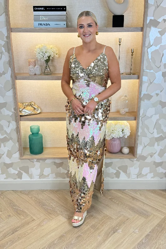 Maxi dresses with a keyhole back for a sexy detailHolly Embellished Maxi Dress In Gold