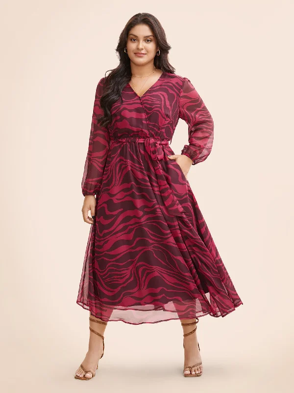 Maxi dresses with a belted empire waist for a more defined and flattering silhouetteWater Ripple Mesh Split Hem Dress Maxi dresses with a belted empire waist for a more defined and flattering silhouetteWater Ripple Mesh Split Hem Dress