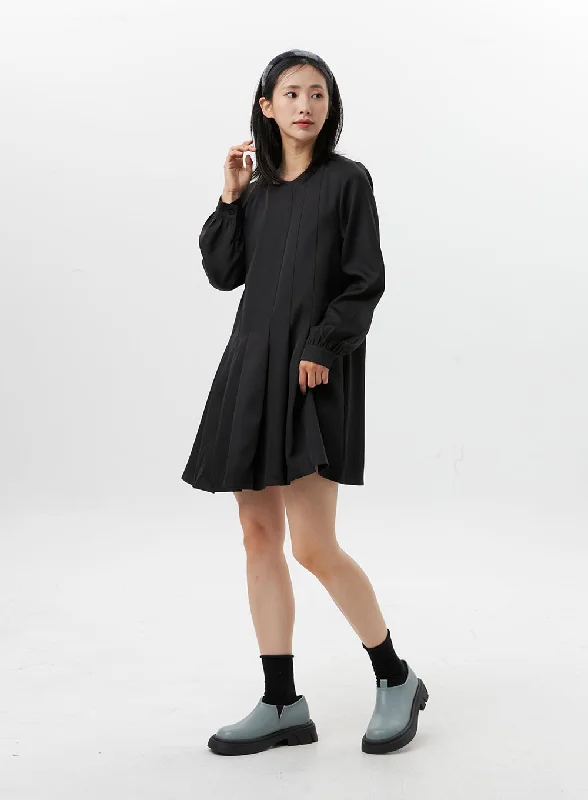 Mini dresses with wrap - around stylesPleated Mini Shirt Dress OG318