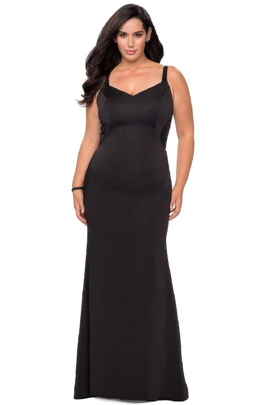 Sequined formal dresses with open backs for a sexy prom styleLa Femme - 28964 Embellished V-neck Jersey Trumpet Dress