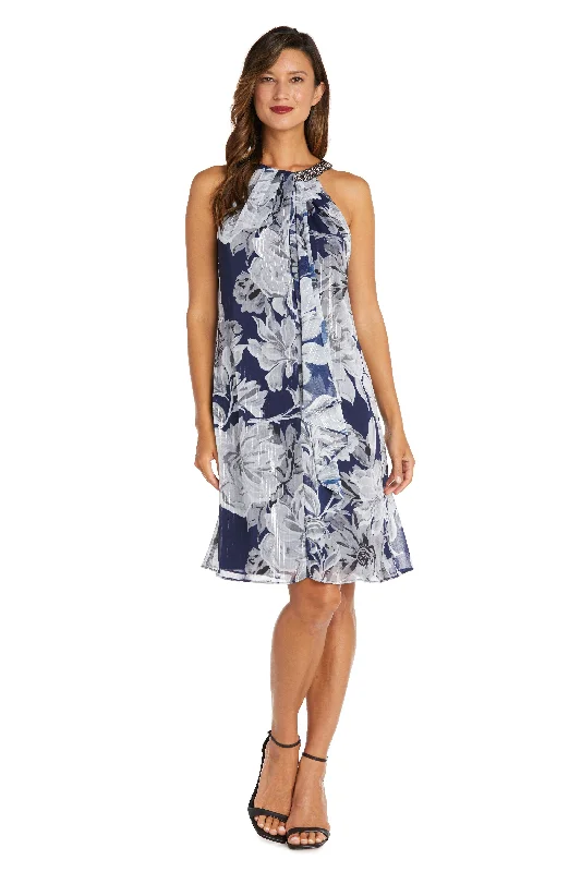 Cocktail dresses with a pom - pom trim and a short - sleeved styleR&M Richards 9359P Short Petite Chiffon Dress Cocktail dresses with a pom - pom trim and a short - sleeved styleR&M Richards 9359P Short Petite Chiffon Dress