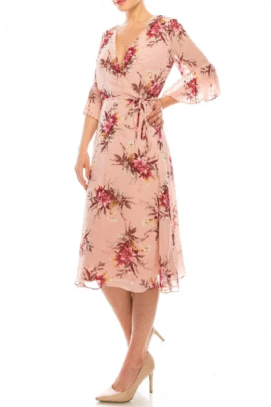 Satin - lined cocktail dresses with a lace outer layerSandra Darren Floral Printed Midi Faux Wrap Dress Satin - lined cocktail dresses with a lace outer layerSandra Darren Floral Printed Midi Faux Wrap Dress