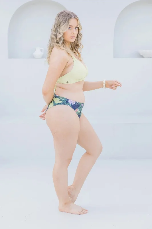 Convertible bikini that can be worn in multiple styles for versatilityArtisan Rainforest Basic Brief Convertible bikini that can be worn in multiple styles for versatilityArtisan Rainforest Basic Brief
