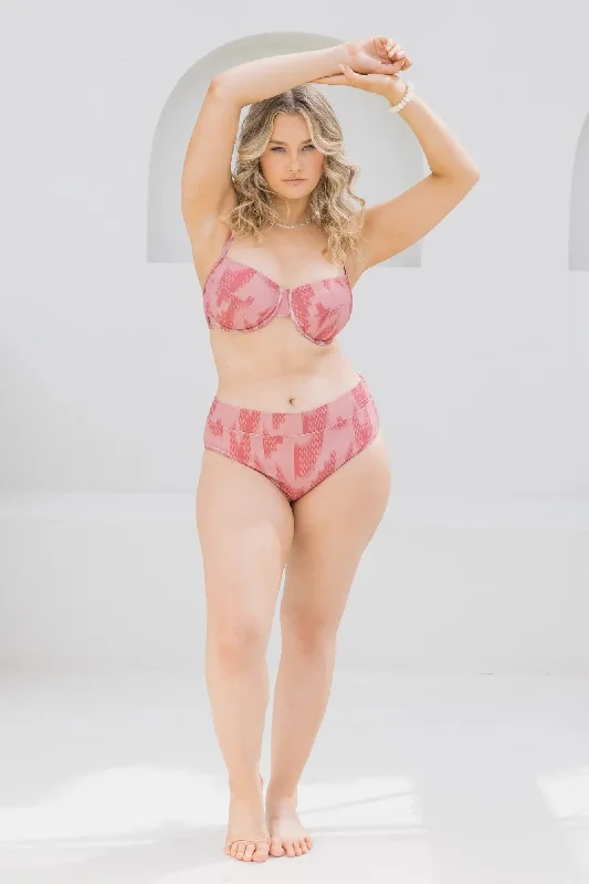 Lace - trimmed bikini for an elegant and romantic touchIkat Dusk Full Brief